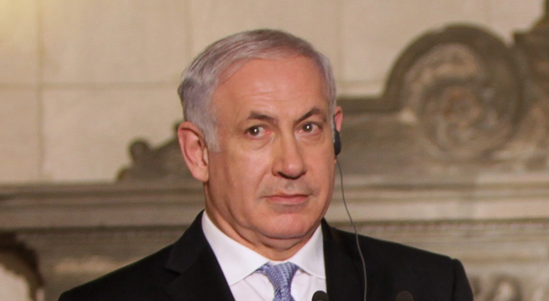 נתניהו. קרדיט: https://commons.wikimedia.org/wiki/File:Flickr_-_Benjamin_Netanyahu_with_Greek_PM_-_03.jpg